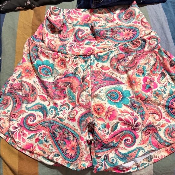 Sterling Kreek Women's Paisley Shorts - Pink and Blue - Picture 2 of 3